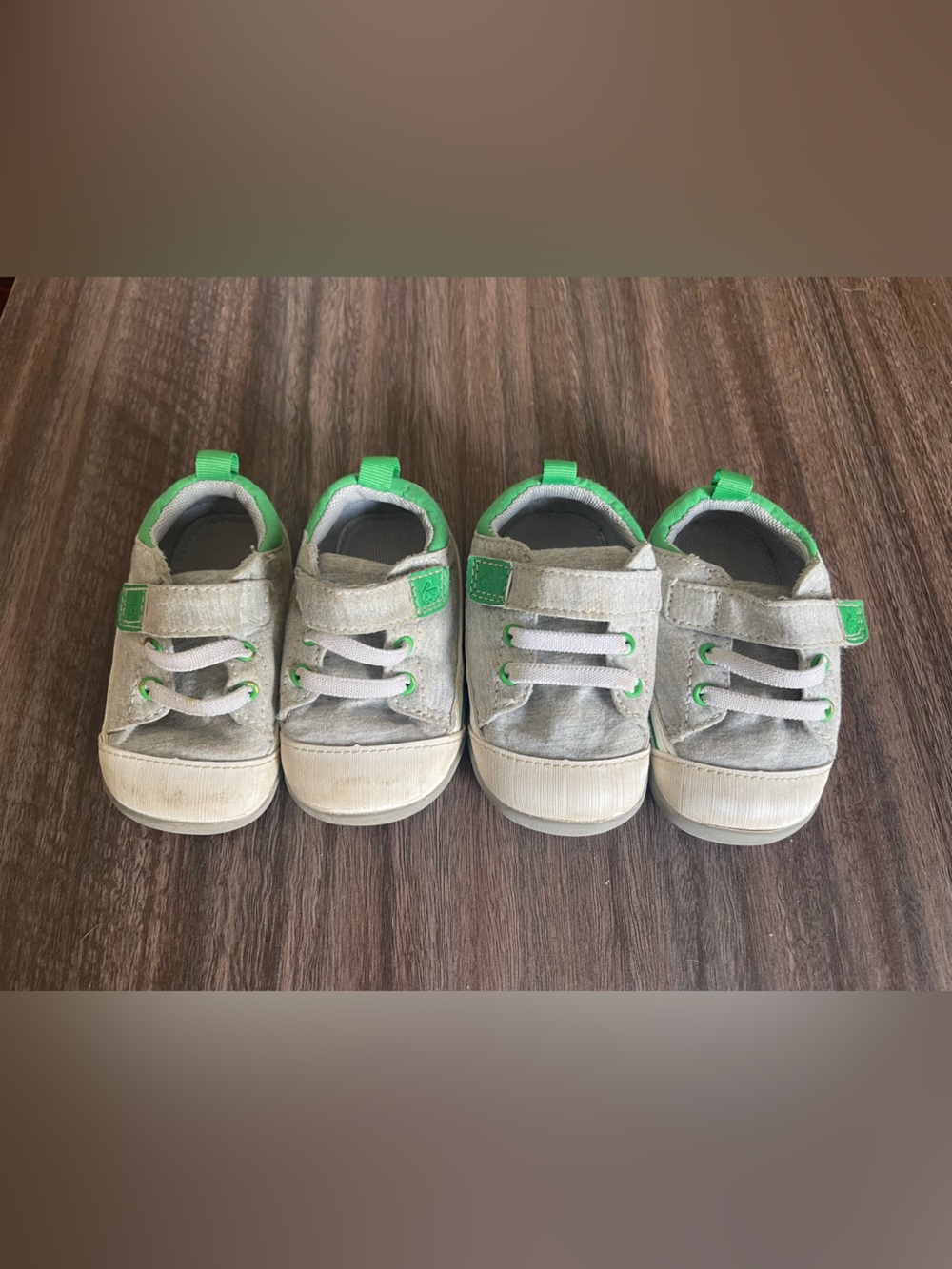 See Kai Run Size 4.5 & 5 Sneakers